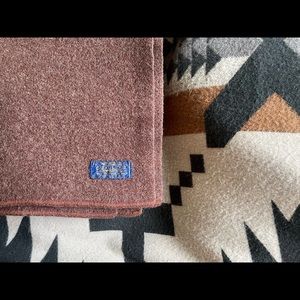 Vintage Pendleton wool mills blanket brown